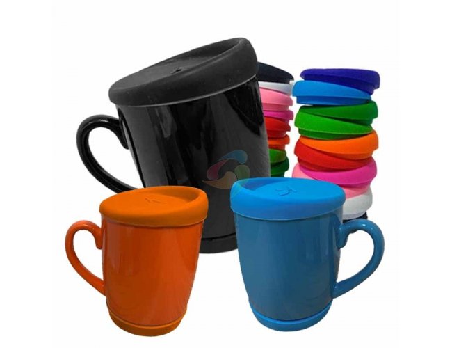 CANECA COLORIDA C/ TAMPA E BASE SILICONE